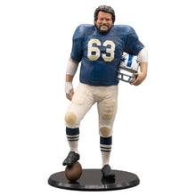Carica l'immagine nel visualizzatore di Gallery, BUD SPENCER BULLDOZER 1:12 PVC STATUE