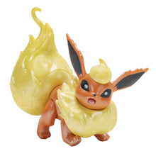 Carica l'immagine nel visualizzatore di Gallery, POKEMON SELECT EVOLUTION MULTI-PACK EEVEE FLAREON JOLTEON VAPOREON
