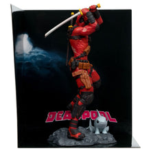 Carica l'immagine nel visualizzatore di Gallery, DEADPOOL #1 1:10 PVC STATUE