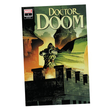 Carica l'immagine nel visualizzatore di Gallery, DOCTOR DOOM #1 1:6 PVC STATUE