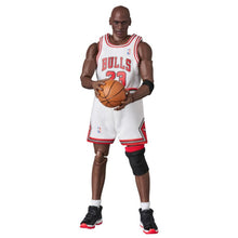 Carica l'immagine nel visualizzatore di Gallery, MAFEX MICHAEL JORDAN CHICAGO BULLS HOME