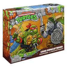 Carica l'immagine nel visualizzatore di Gallery, TEENAGE MUTANT NINJA TURTLES 1988 REMASTERED RAPHAEL VS. ROCKSTEADY