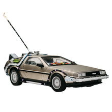 Carica l'immagine nel visualizzatore di Gallery, BACK TO THE FUTURE DELOREAN TIME MACHINE 1:10 DIE CAST