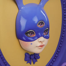 Load image into Gallery viewer, XHANTHI MYSTIC BUN WALL HANGING