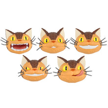 Carica l'immagine nel visualizzatore di Gallery, STUDIO GHIBLI MY NEIGHBOR TOTORO CATBUS FACE MAGNETS BLIND BOX