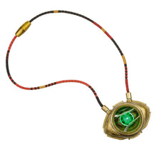 Carica l'immagine nel visualizzatore di Gallery, MARVEL LEGENDS DR. STRANGE EYE OF AGAMOTTO REPLICA
