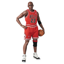 Load image into Gallery viewer, MAFEX MICHAEL JORDAN CHICAGO BULLS