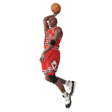 Load image into Gallery viewer, MAFEX MICHAEL JORDAN CHICAGO BULLS