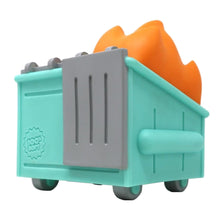 Carica l'immagine nel visualizzatore di Gallery, DUMPSTER FIRE ORIGINAL GREEN VINYL FIGURE
