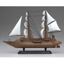 Load image into Gallery viewer, FUTURE BOY CONAN BARRACUDA MODEL KIT 1/200
