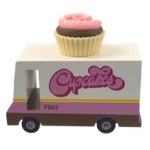 Carica l&#39;immagine nel visualizzatore di Gallery, CANDYCAR CUPCAKE VAN
