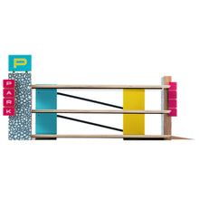 Carica l&#39;immagine nel visualizzatore di Gallery, CANDYCAR MAGNETIC PARKING GARAGE
