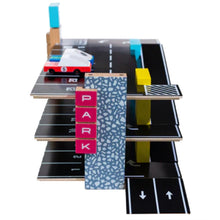 Carica l&#39;immagine nel visualizzatore di Gallery, CANDYCAR MAGNETIC PARKING GARAGE
