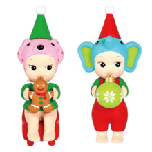 Carica l&#39;immagine nel visualizzatore di Gallery, SONNY ANGELS SANTA&#39;S LITTLE HELPER SERIES BLIND BOX
