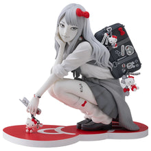 Carica l'immagine nel visualizzatore di Gallery, JUNJI ITO GYARU TOMIE X HELLO KITTY ART FIGURE
