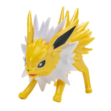 Carica l'immagine nel visualizzatore di Gallery, POKEMON SELECT EVOLUTION MULTI-PACK EEVEE FLAREON JOLTEON VAPOREON
