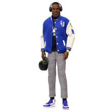 Carica l&#39;immagine nel visualizzatore di Gallery, BARBIE SIGNATURE LEBRON JAMES KENBASSADORS
