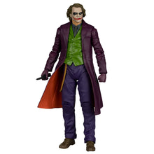 Carica l'immagine nel visualizzatore di Gallery, DC MULTIVERSE THE DARK KNIGHT THE JOKER DELUXE THEATRICAL EDITION ACTION FIGURE
