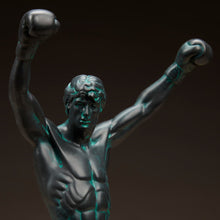 Carica l&#39;immagine nel visualizzatore di Gallery, ROCKY BALBOA RESIN STATUE 12-INCH

