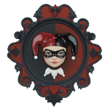 Carica l'immagine nel visualizzatore di Gallery, XHANTHI HARLEY QUINN WALL HANGING
