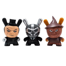 Load image into Gallery viewer, 3-INCH DUNNY DC UNIVERSE BATMAN SERIES BLIND BOX
