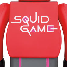 Load image into Gallery viewer, BEARBRICK 100% 400% SQUID GAME SOLDIER
