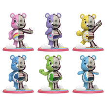 Carica l&#39;immagine nel visualizzatore di Gallery, FREENY&#39;S HIDDEN DISSECTIBLES CARE BEARS SINGLE FIGURE

