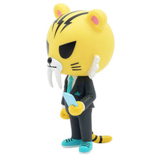 Carica l&#39;immagine nel visualizzatore di Gallery, TOKIDOKI SALARY MAN VINYL DOLL

