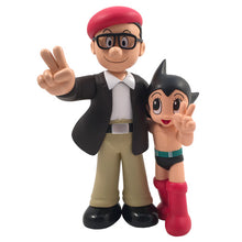 Carica l'immagine nel visualizzatore di Gallery, OSAMU TEZUKA AND ASTRO BOY 90TH PVC FIGURE SET
