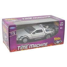 Carica l'immagine nel visualizzatore di Gallery, BACK TO THE FUTURE DELOREAN TIME MACHINE 1:24
