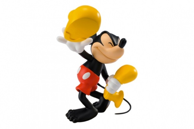 MedicomToy-x-Disney-Shoeless-Mickey-Mouse