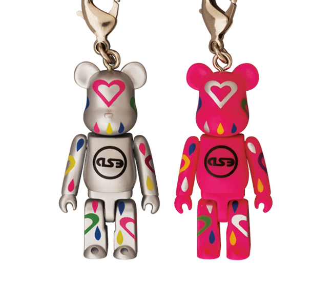 keychainbearbrick