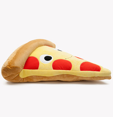 Heidi-Kenney-x-Kidrobot-Yummy-Pizza-Plush-04