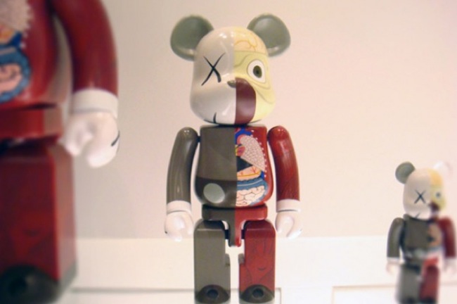 originalfake-medicom-chogokin-bearbrick-1