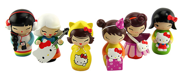 momiji-x-hello-kitty-dolls