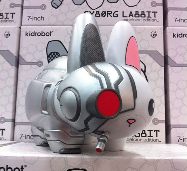 sdcc-2012-cyborg-labbit